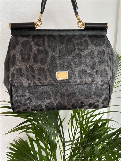 dolce gabbana tasche leo|Dolce and Gabbana.